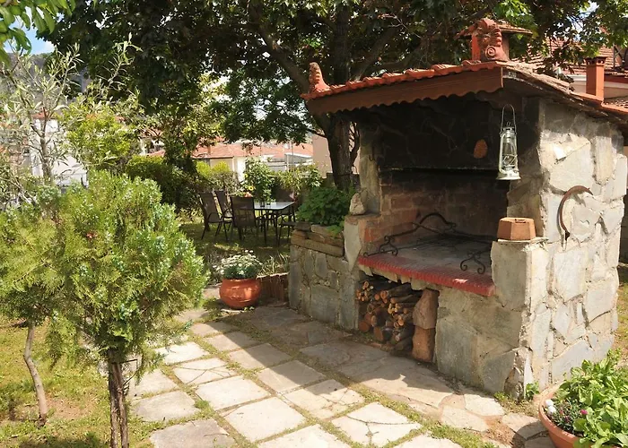 Garden House / Amazing View